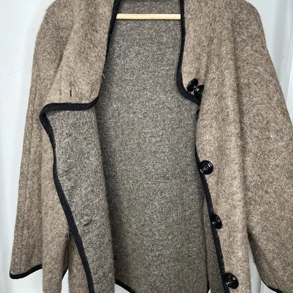 Wool jacket - Picture 1 of 5